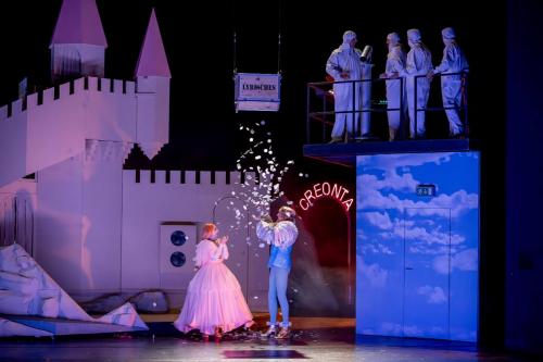 TheaterMD_Die-Liebe-zu-den-drei-Orangen_HPO_169_Foto_Andreas-Lander